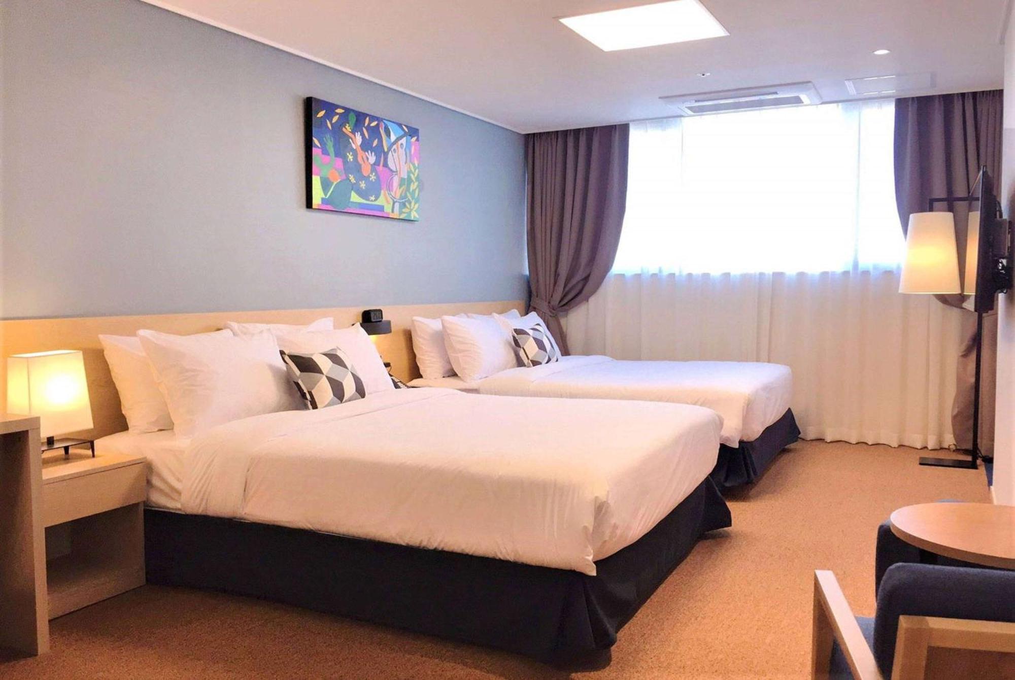 Days & By Wyndham Airport 4* Incheon